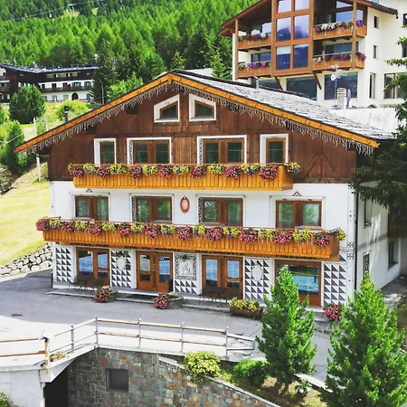 Duc De Rohan Hotel 3*